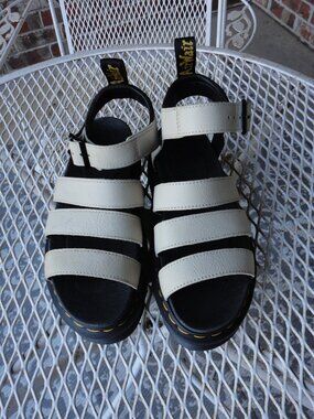 DR MARTENS Women's Tan Leather "Blaire" Gladiator Sandals Size 7